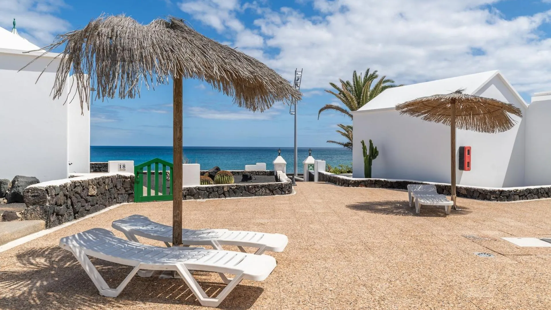 Bungalow Alma Ocean View Puerto del Carmen  Tatil parkı